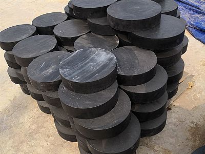 黔南板式橡胶支座由若干层橡胶片与薄钢板经加压硫化